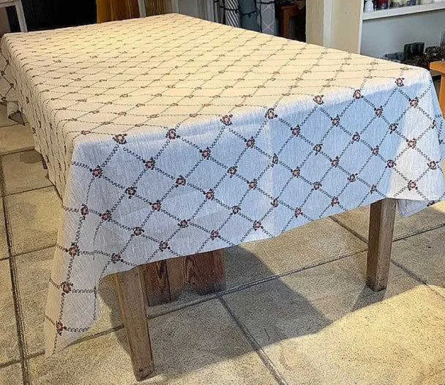 Clearance Tablecloth Old Rose Linen 55 X 99 Mother'S Day