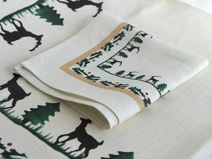 Flash Sale Tablecloth Square Reindeer Linen 40" Tablecloths