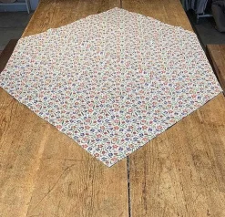 Best Sale Tablecloth Square Wild Flower Meadow 40" Easter