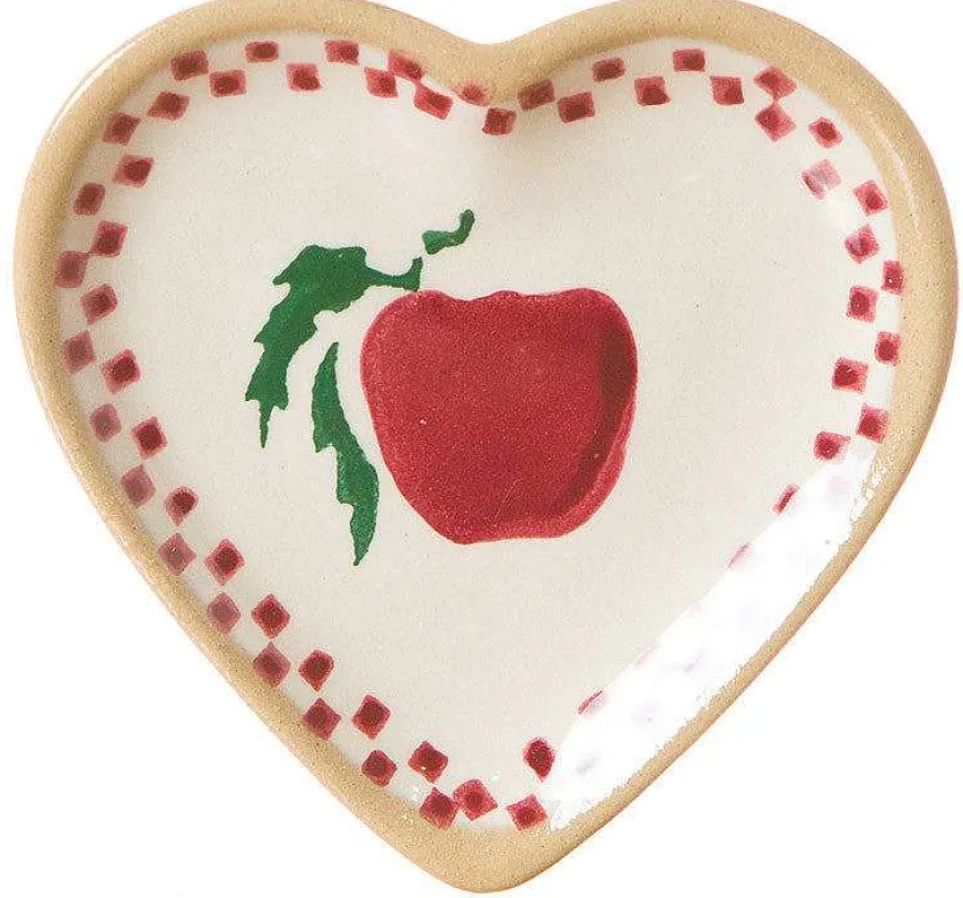 Shop Tiny Heart Plate Apple Apple